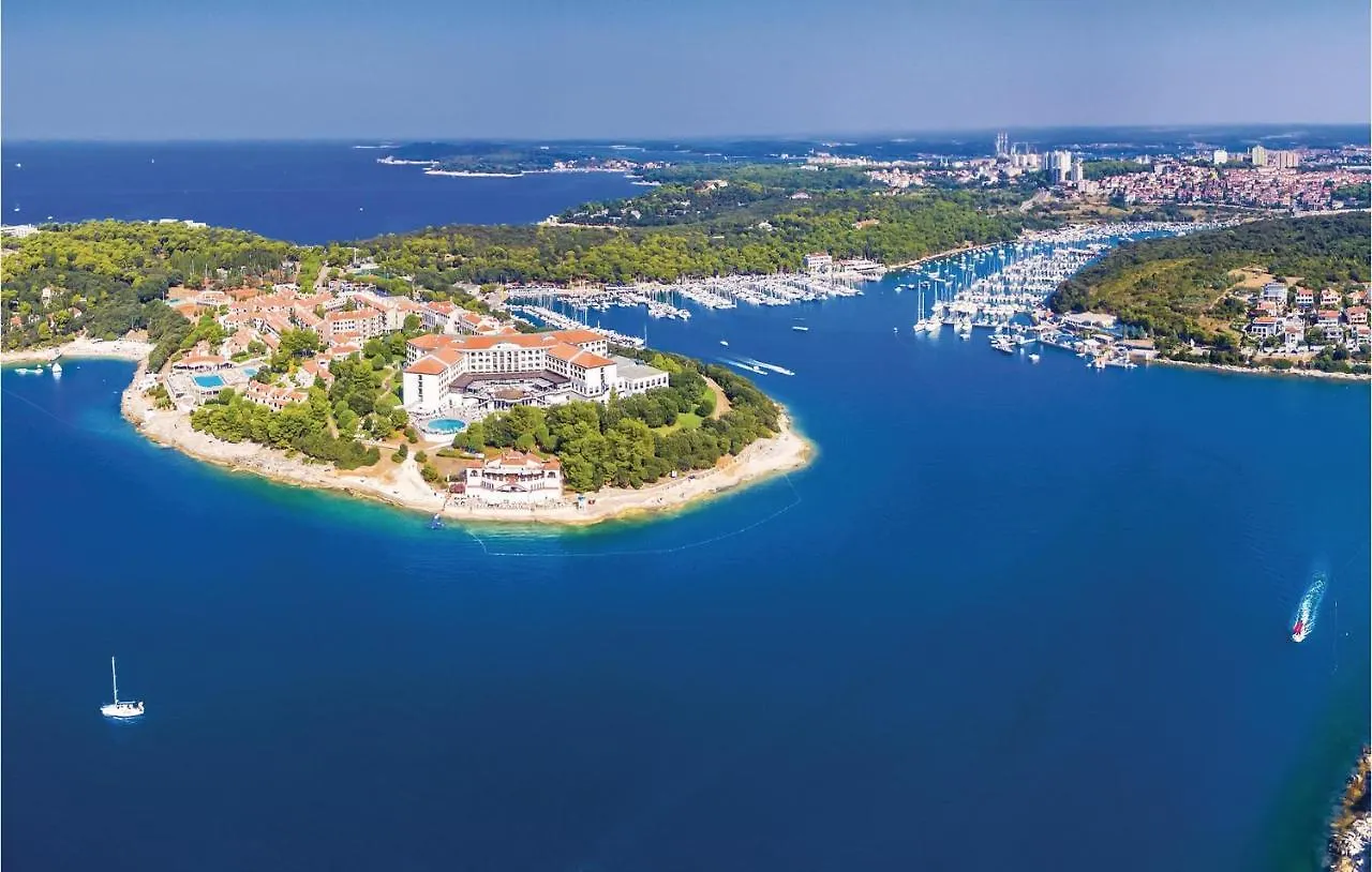 1 Bedroom Awesome Apartment In Pula